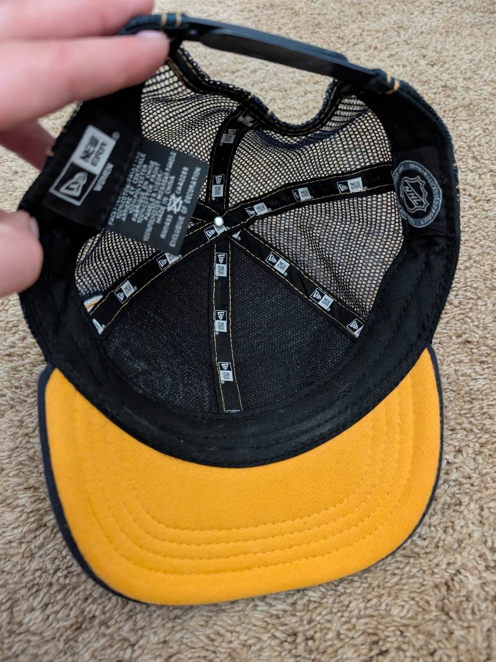 New Era Women's Buffalo Sabres Snapback Trucker Hat Black Gold NHL Cap